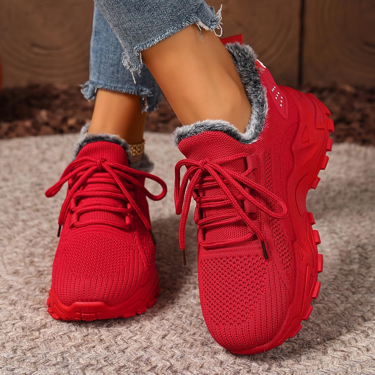 VYLLORÉ™ CozyStride Sneakers