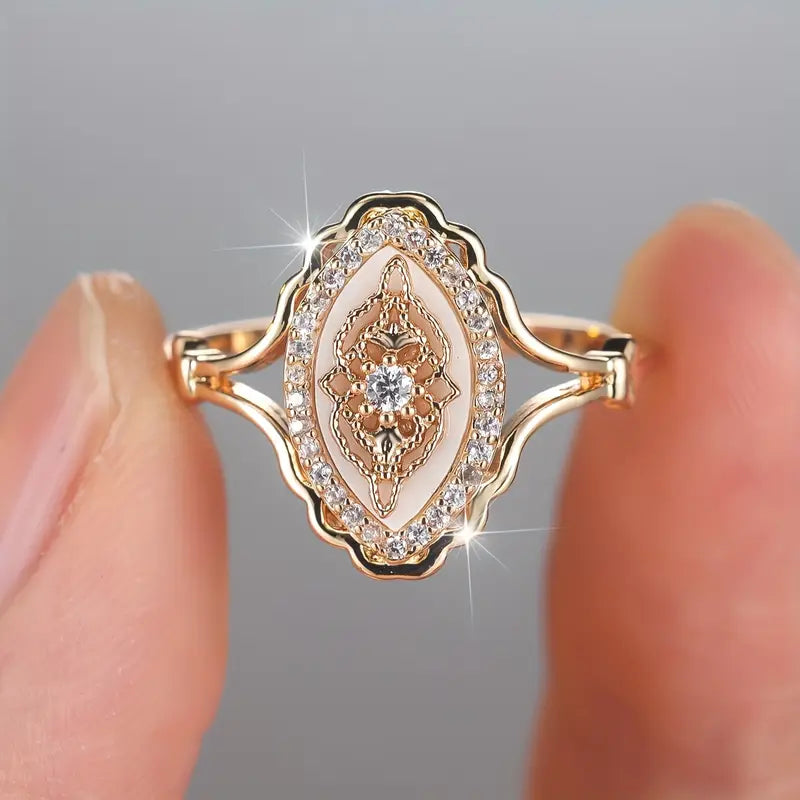 FAYLENE™ BOHO ZIRCONIA RING