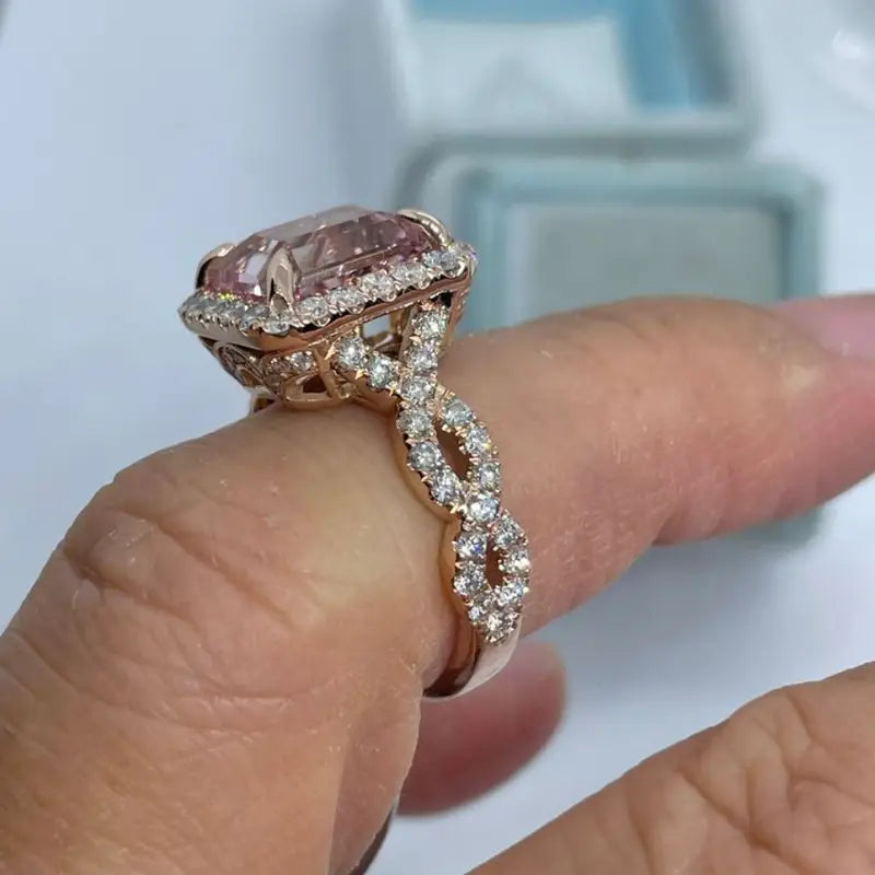 BELLARA™ CLASSIC WEDDING BAND