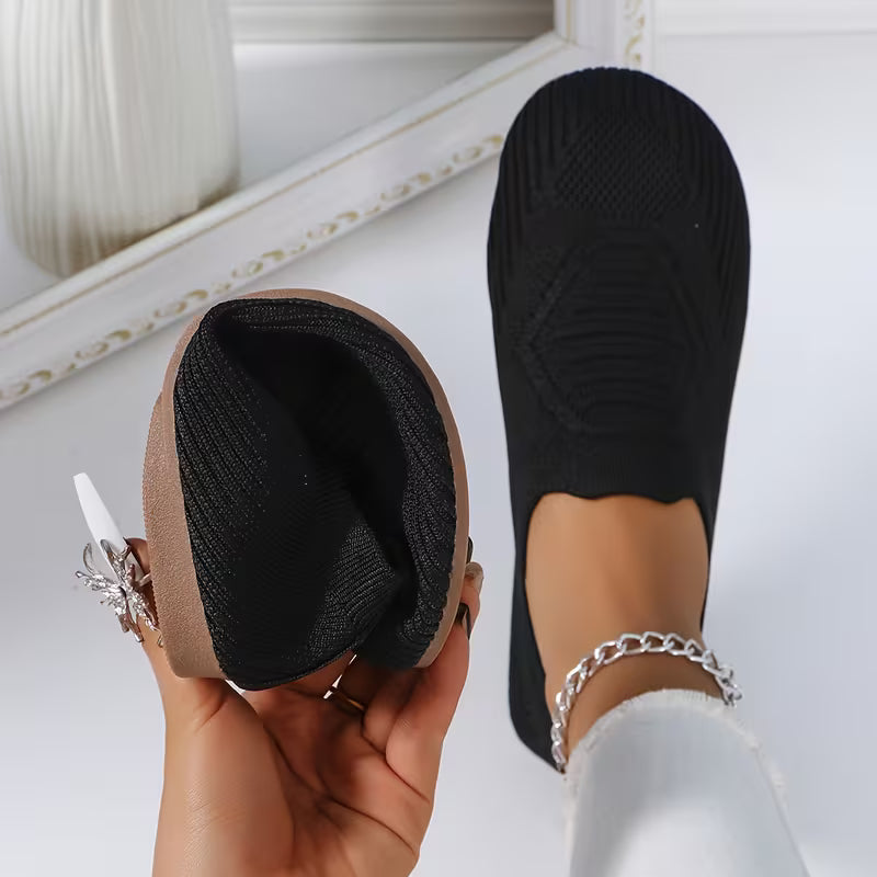 VINE | ULTRA-FLEX WOVEN ROUND-TOE FLAT LOAFERS